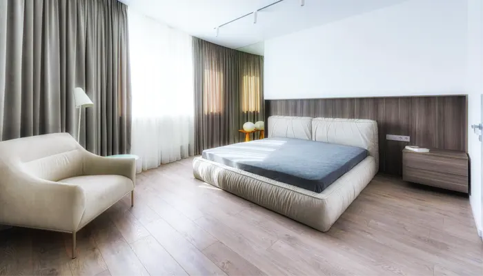 Vinylboden verlegen im Schlafzimmer